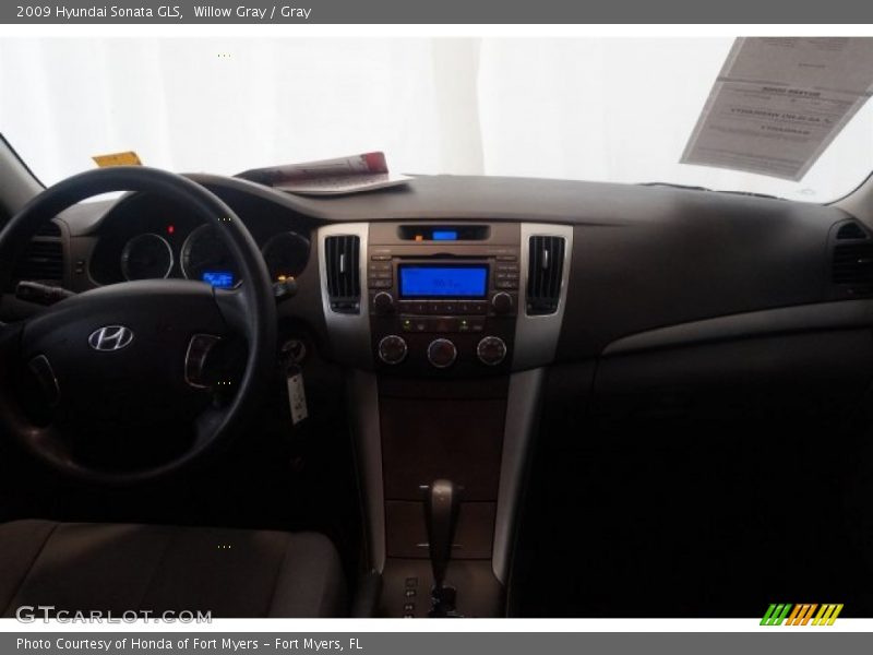 Willow Gray / Gray 2009 Hyundai Sonata GLS