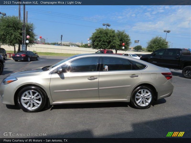 Champagne Mica / Light Gray 2013 Toyota Avalon XLE