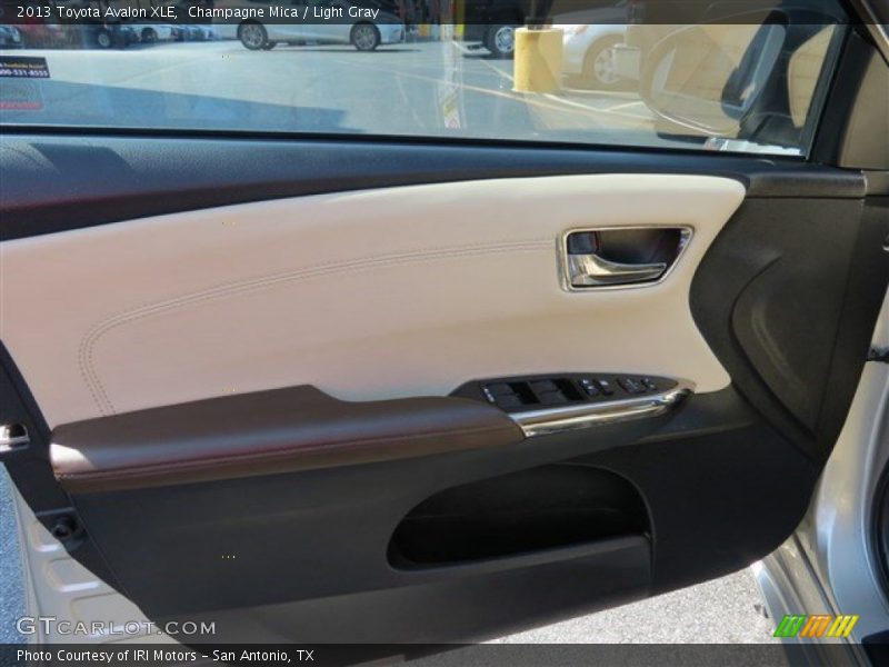Champagne Mica / Light Gray 2013 Toyota Avalon XLE