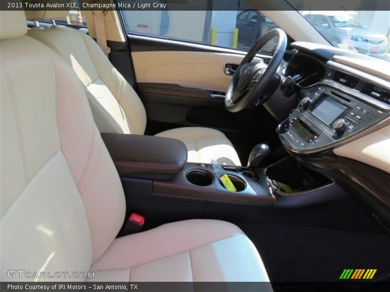 Champagne Mica / Light Gray 2013 Toyota Avalon XLE