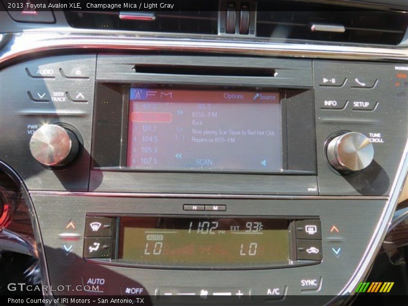 Champagne Mica / Light Gray 2013 Toyota Avalon XLE