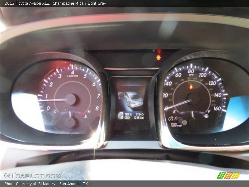 Champagne Mica / Light Gray 2013 Toyota Avalon XLE