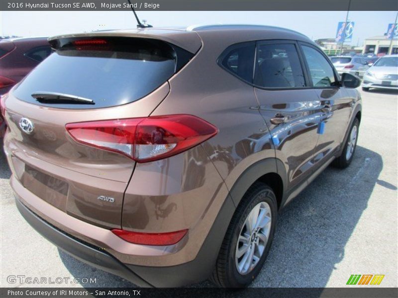 Mojave Sand / Beige 2016 Hyundai Tucson SE AWD