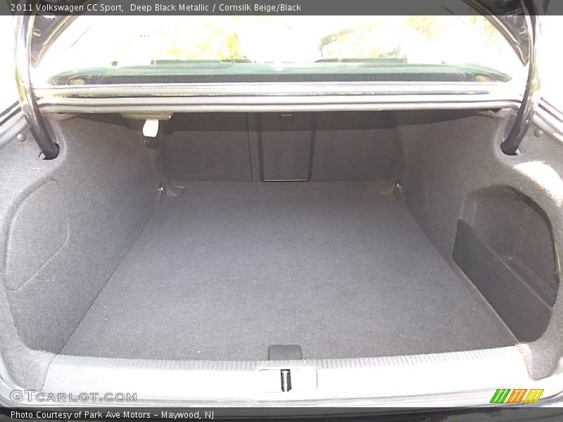 Deep Black Metallic / Cornsilk Beige/Black 2011 Volkswagen CC Sport