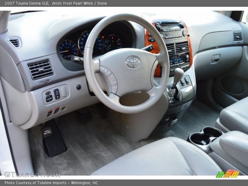 Arctic Frost Pearl White / Stone 2007 Toyota Sienna XLE