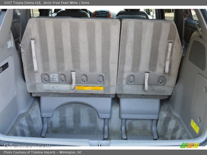 Arctic Frost Pearl White / Stone 2007 Toyota Sienna XLE