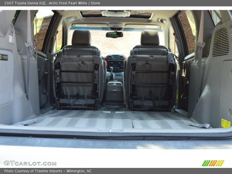 Arctic Frost Pearl White / Stone 2007 Toyota Sienna XLE