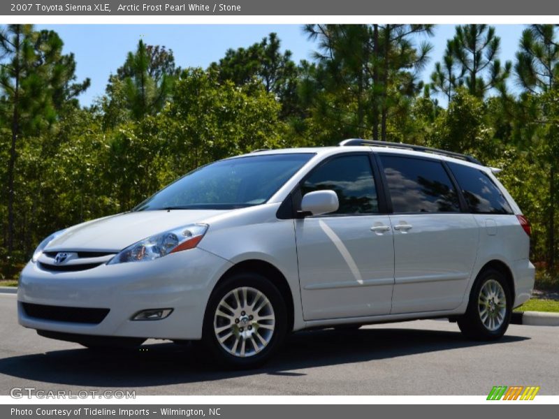 Arctic Frost Pearl White / Stone 2007 Toyota Sienna XLE