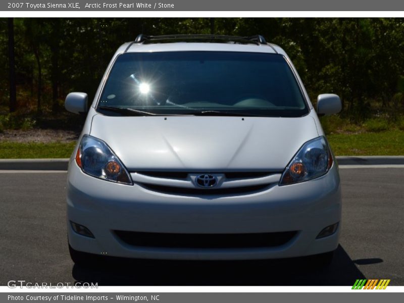 Arctic Frost Pearl White / Stone 2007 Toyota Sienna XLE