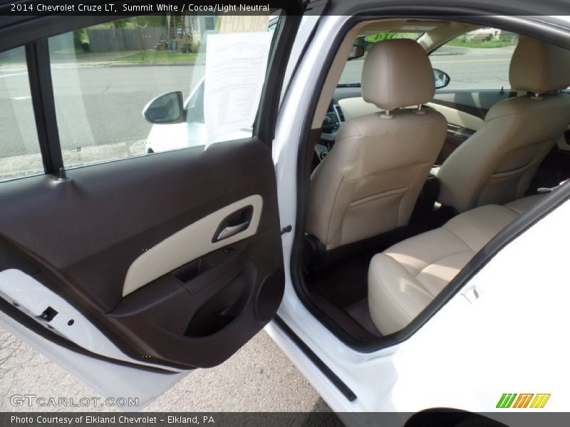 Summit White / Cocoa/Light Neutral 2014 Chevrolet Cruze LT