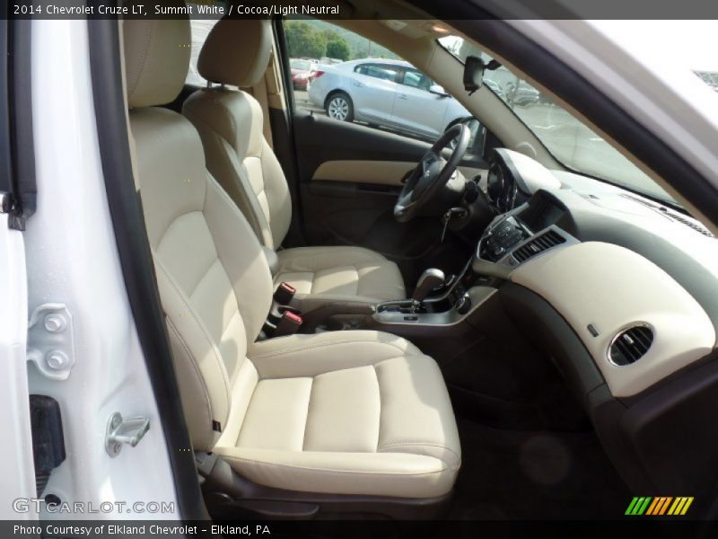 Summit White / Cocoa/Light Neutral 2014 Chevrolet Cruze LT