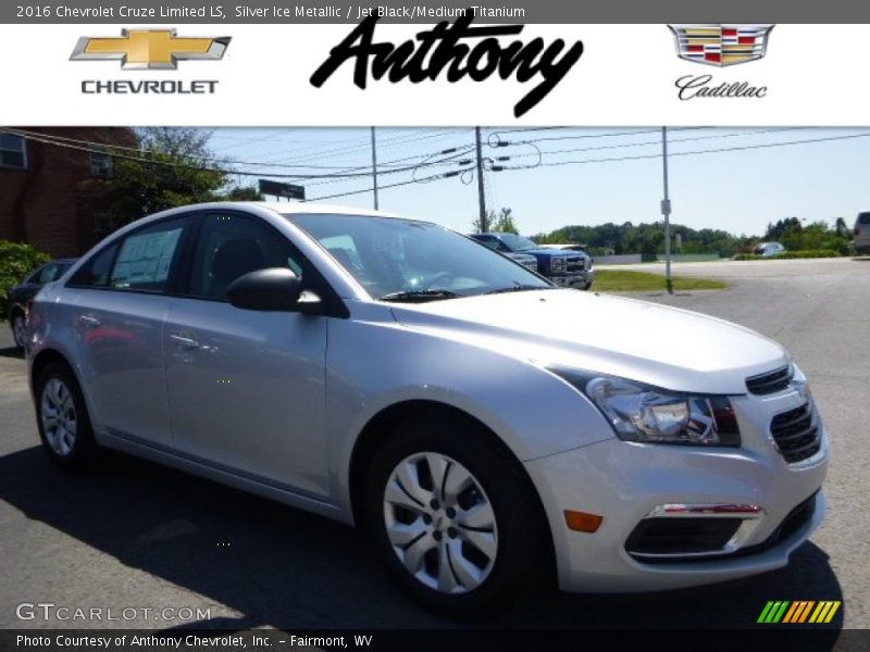 Silver Ice Metallic / Jet Black/Medium Titanium 2016 Chevrolet Cruze Limited LS