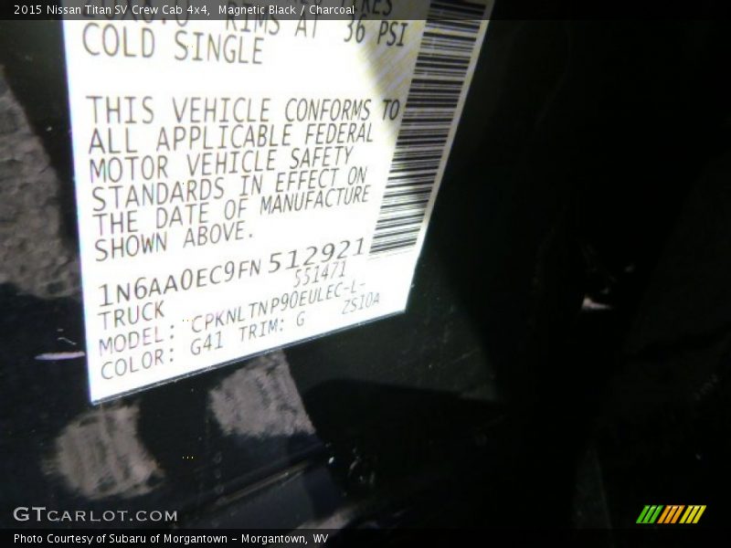 Magnetic Black / Charcoal 2015 Nissan Titan SV Crew Cab 4x4