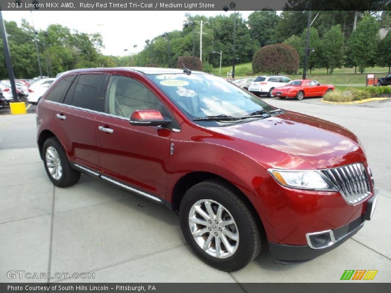 Front 3/4 View of 2013 MKX AWD