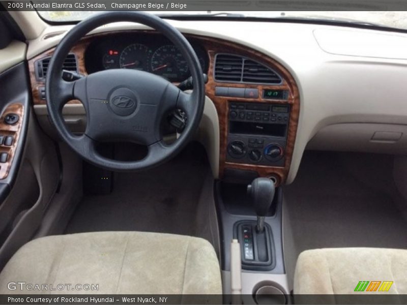 Champagne Beige / Beige 2003 Hyundai Elantra GLS Sedan