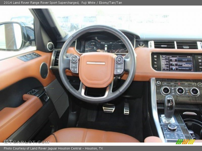 Dashboard of 2014 Range Rover Sport Supercharged