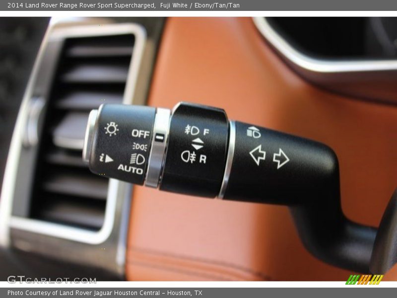 Controls of 2014 Range Rover Sport Supercharged