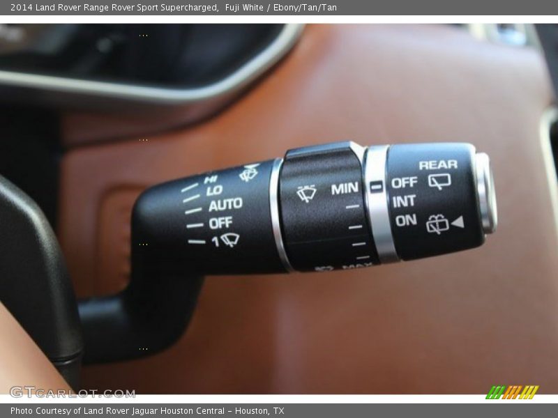 Controls of 2014 Range Rover Sport Supercharged