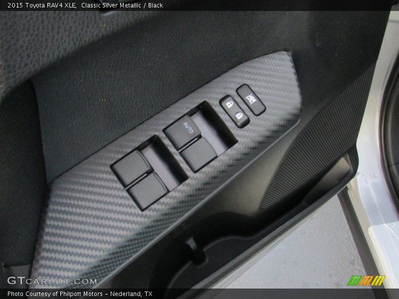 Classic Silver Metallic / Black 2015 Toyota RAV4 XLE