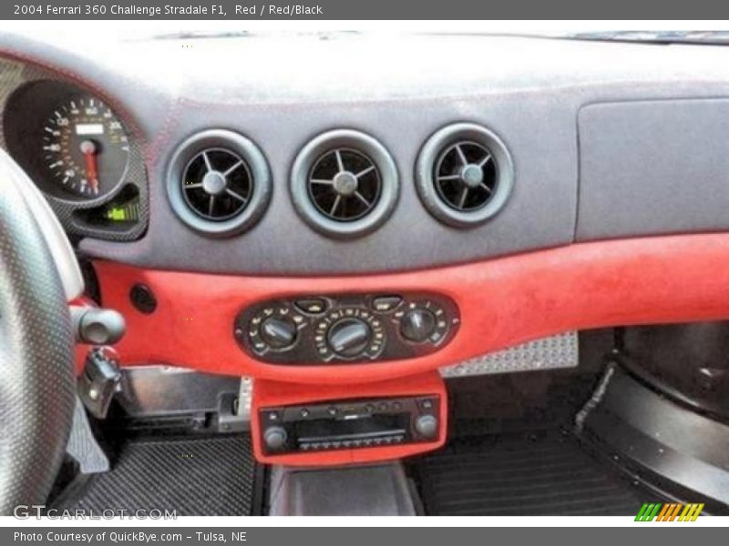 Controls of 2004 360 Challenge Stradale F1