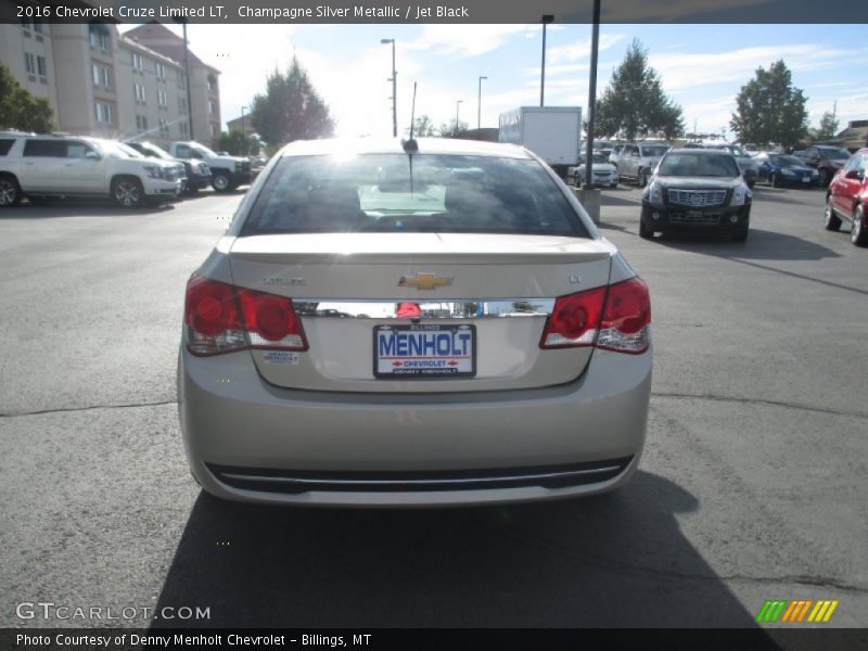 Champagne Silver Metallic / Jet Black 2016 Chevrolet Cruze Limited LT