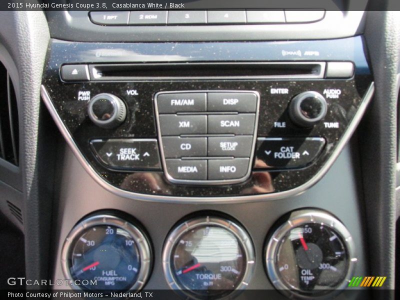 Controls of 2015 Genesis Coupe 3.8