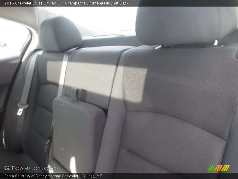Champagne Silver Metallic / Jet Black 2016 Chevrolet Cruze Limited LT