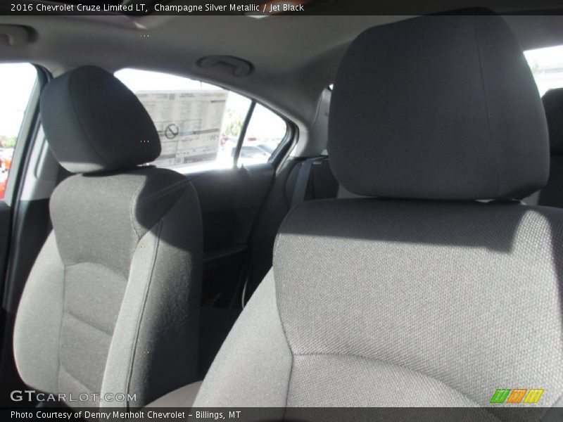 Champagne Silver Metallic / Jet Black 2016 Chevrolet Cruze Limited LT