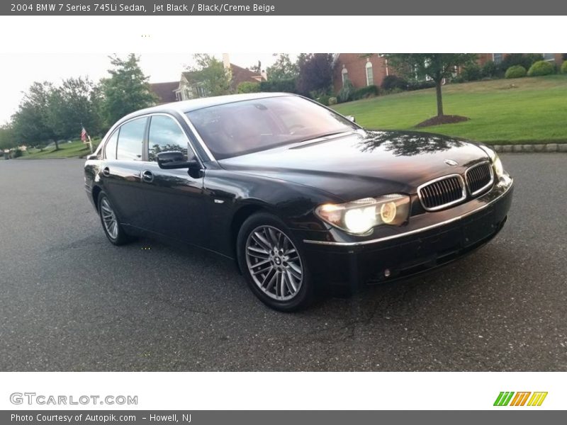 Front 3/4 View of 2004 7 Series 745Li Sedan