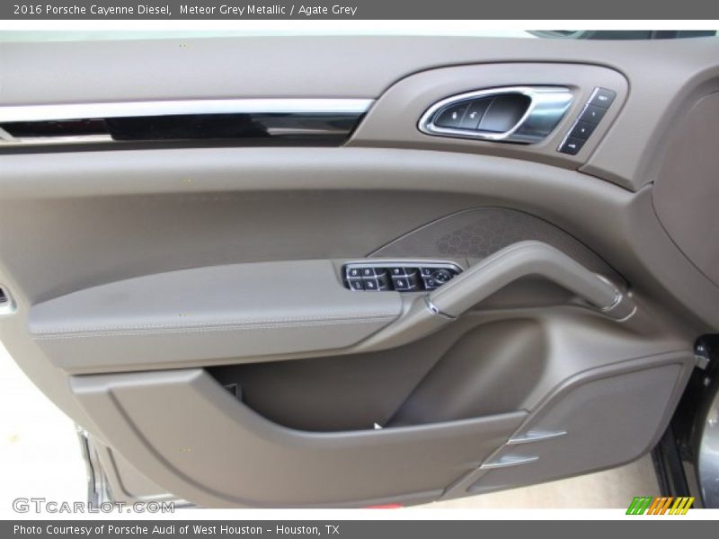 Meteor Grey Metallic / Agate Grey 2016 Porsche Cayenne Diesel