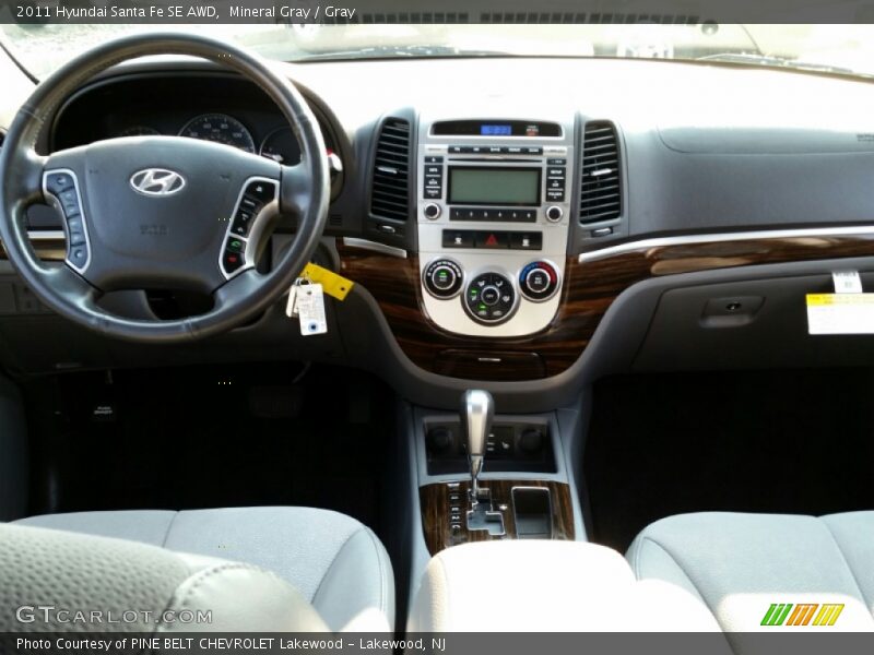 Mineral Gray / Gray 2011 Hyundai Santa Fe SE AWD