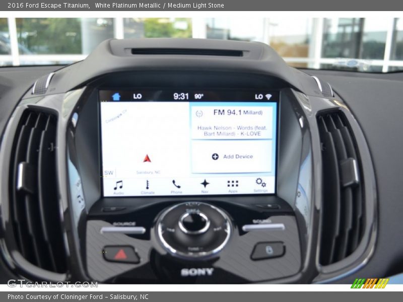 White Platinum Metallic / Medium Light Stone 2016 Ford Escape Titanium