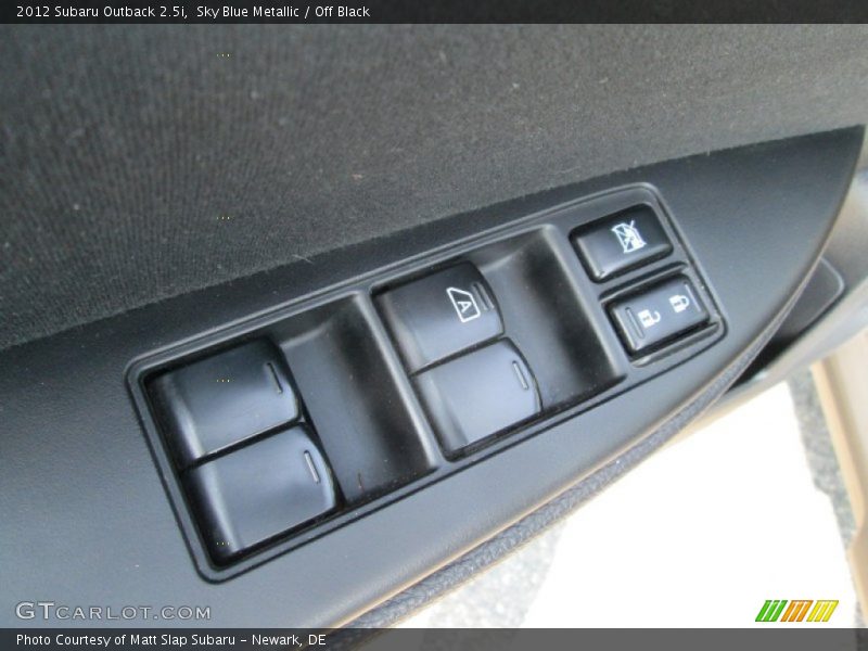 Sky Blue Metallic / Off Black 2012 Subaru Outback 2.5i