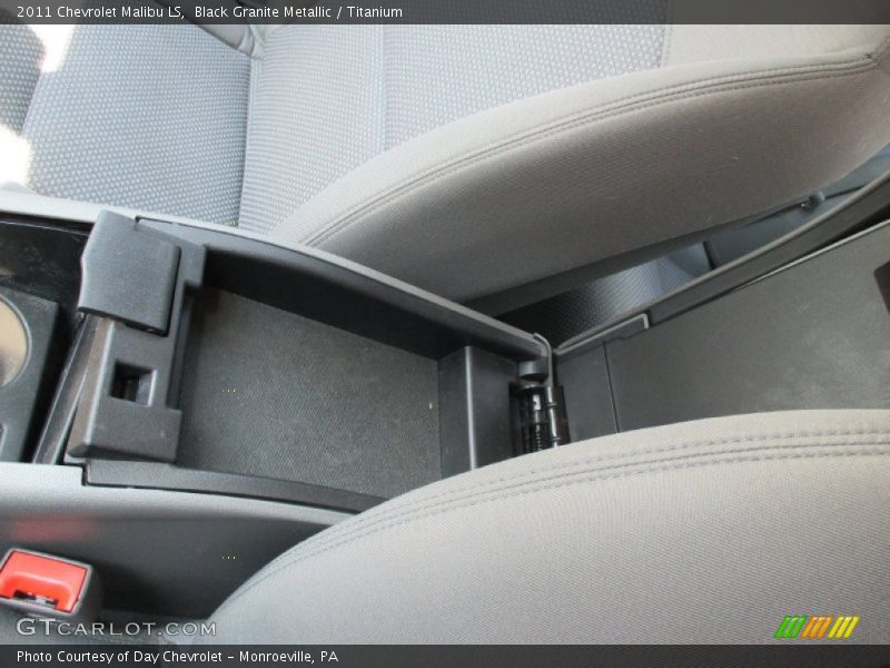 Black Granite Metallic / Titanium 2011 Chevrolet Malibu LS