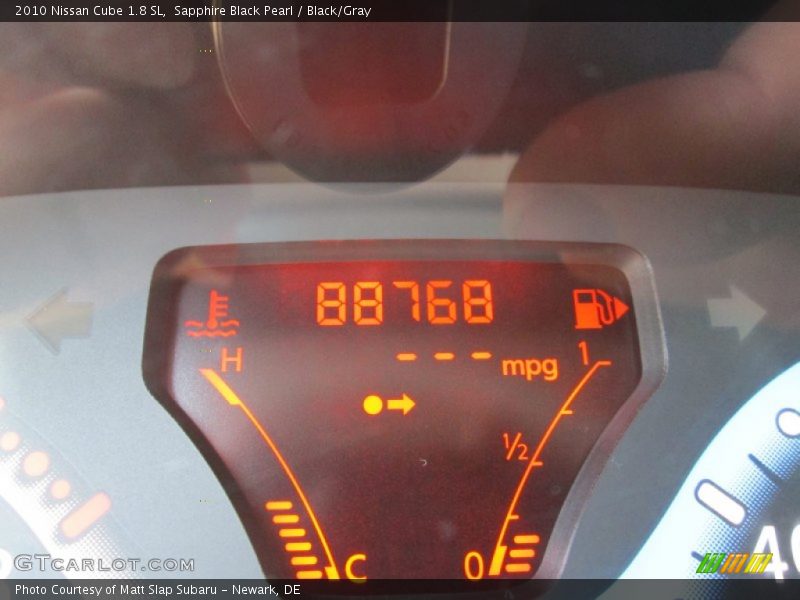 Sapphire Black Pearl / Black/Gray 2010 Nissan Cube 1.8 SL