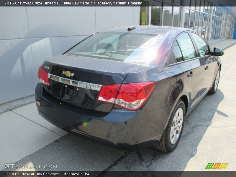 Blue Ray Metallic / Jet Black/Medium Titanium 2016 Chevrolet Cruze Limited LS