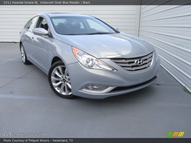 Iridescent Silver Blue Metallic / Black 2011 Hyundai Sonata SE