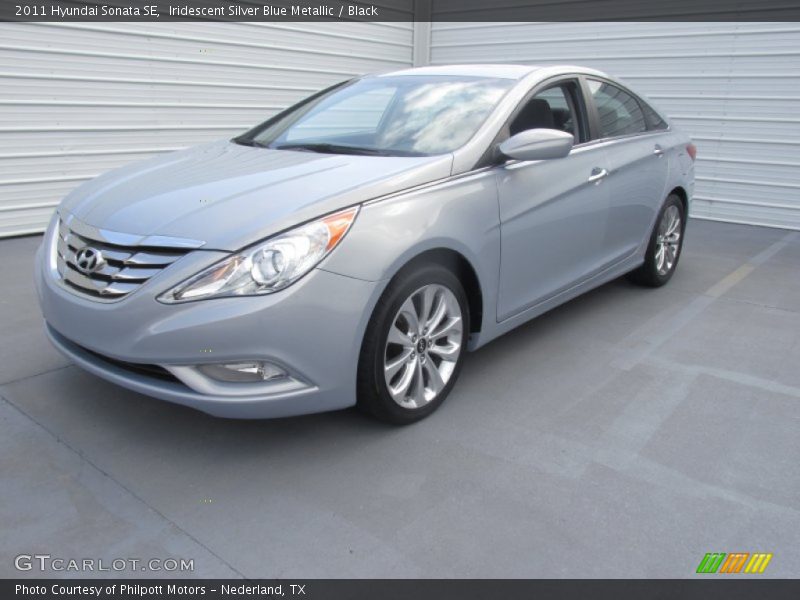 Iridescent Silver Blue Metallic / Black 2011 Hyundai Sonata SE