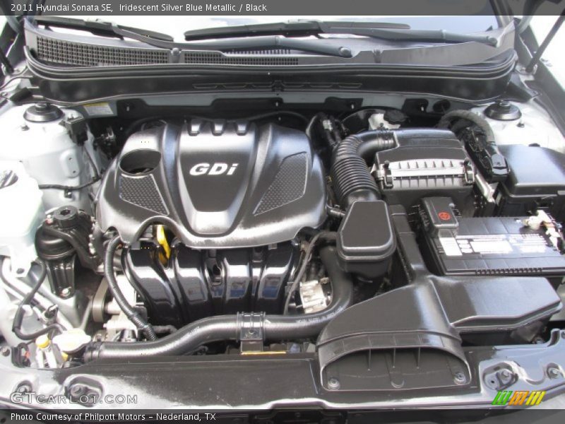 Iridescent Silver Blue Metallic / Black 2011 Hyundai Sonata SE