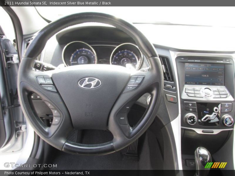 Iridescent Silver Blue Metallic / Black 2011 Hyundai Sonata SE