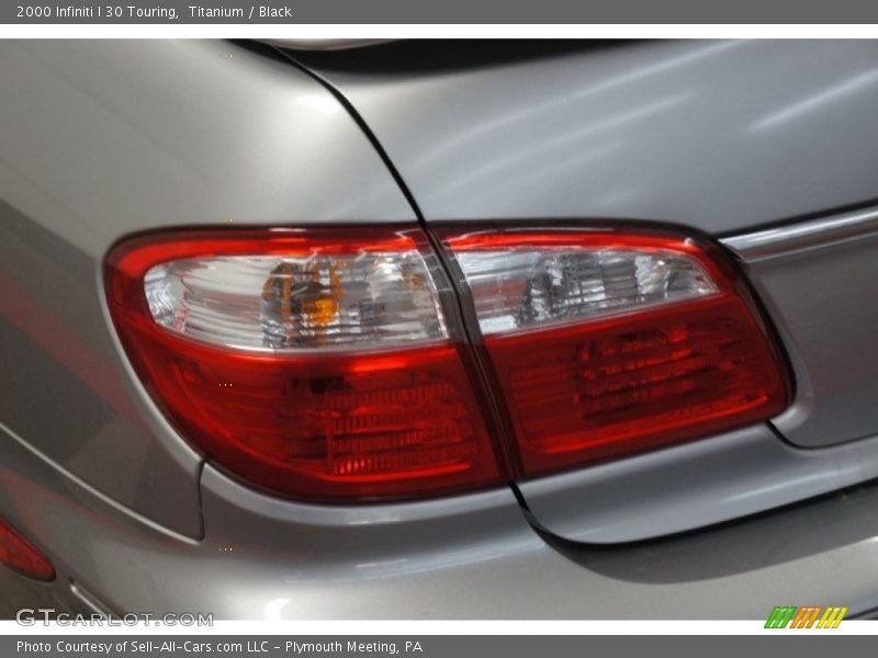 Titanium / Black 2000 Infiniti I 30 Touring