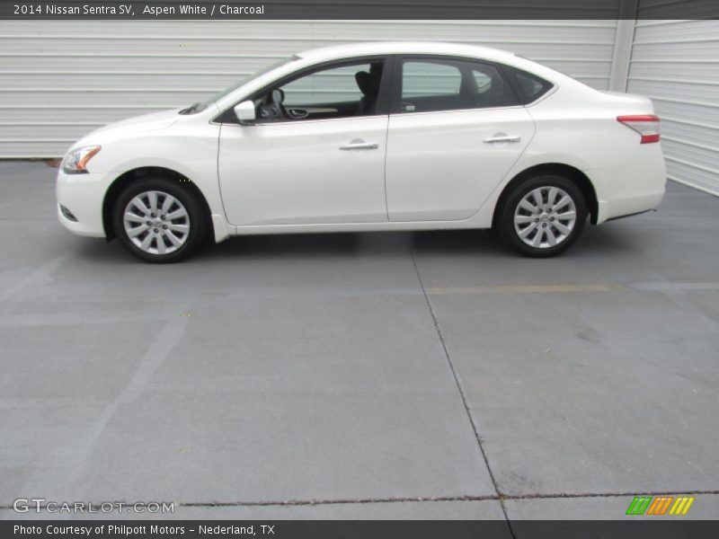 Aspen White / Charcoal 2014 Nissan Sentra SV