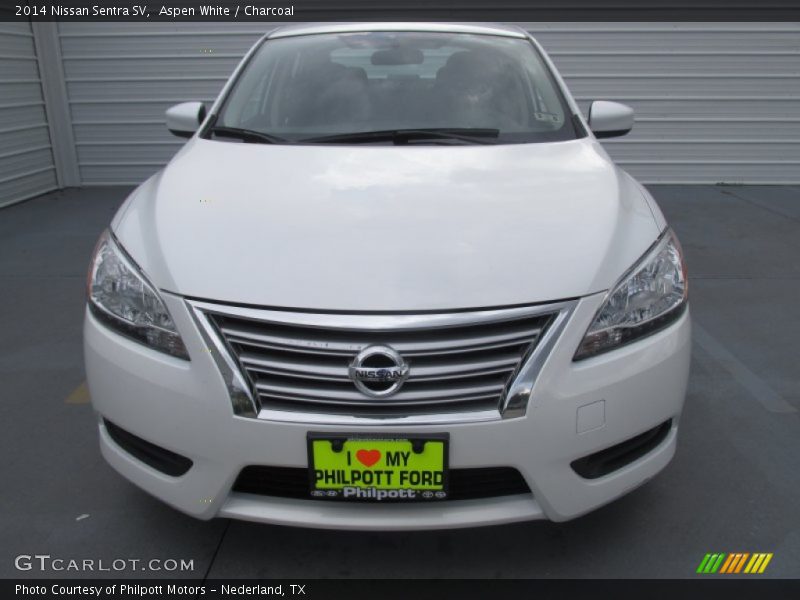 Aspen White / Charcoal 2014 Nissan Sentra SV
