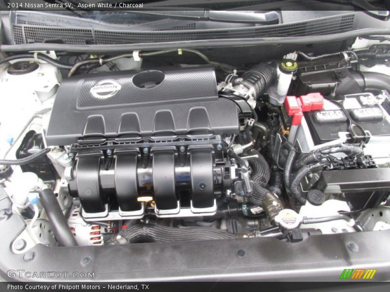 Aspen White / Charcoal 2014 Nissan Sentra SV
