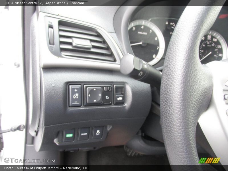 Aspen White / Charcoal 2014 Nissan Sentra SV