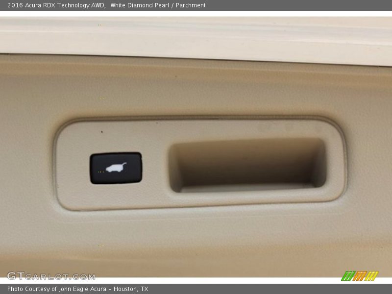 White Diamond Pearl / Parchment 2016 Acura RDX Technology AWD