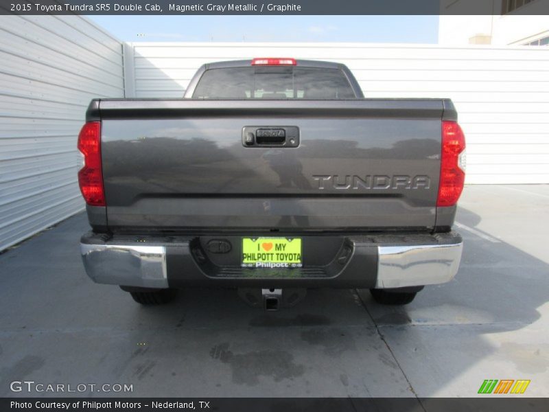Magnetic Gray Metallic / Graphite 2015 Toyota Tundra SR5 Double Cab