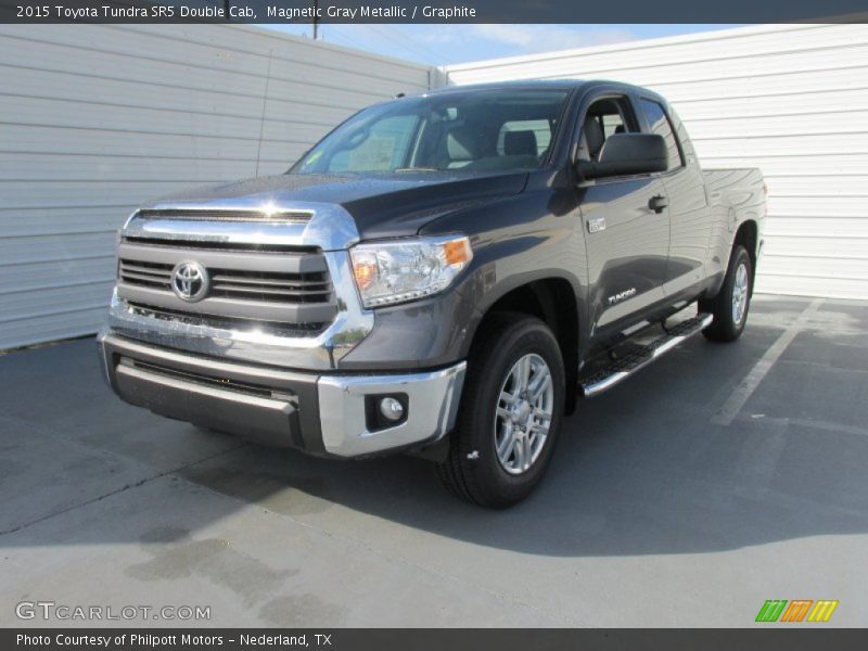 Magnetic Gray Metallic / Graphite 2015 Toyota Tundra SR5 Double Cab