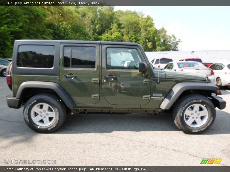 Tank / Black 2015 Jeep Wrangler Unlimited Sport S 4x4