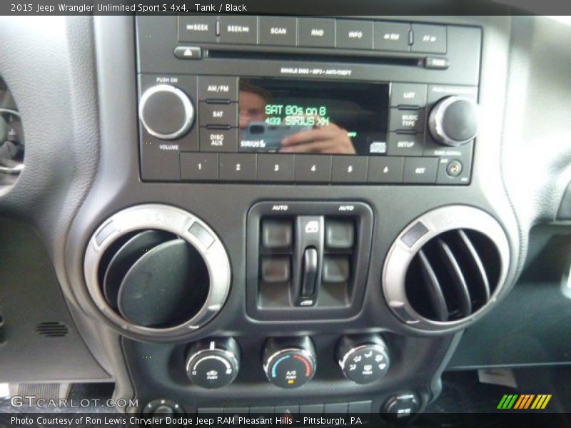 Tank / Black 2015 Jeep Wrangler Unlimited Sport S 4x4